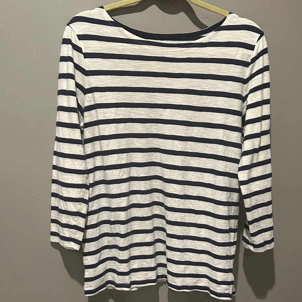 Old Navy Navy and White Striped Women's Long-sleeved TShirt